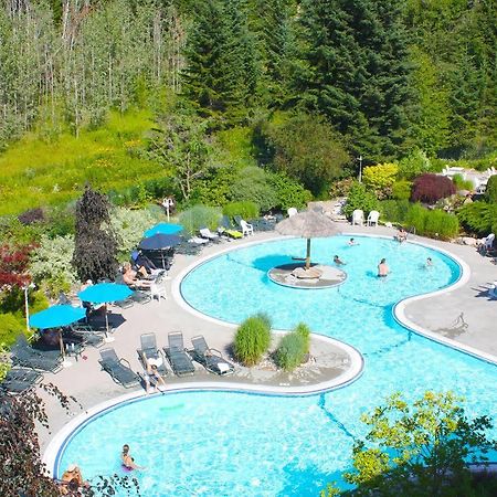 Hilltop Inn - Salmon Arm Zewnętrze zdjęcie