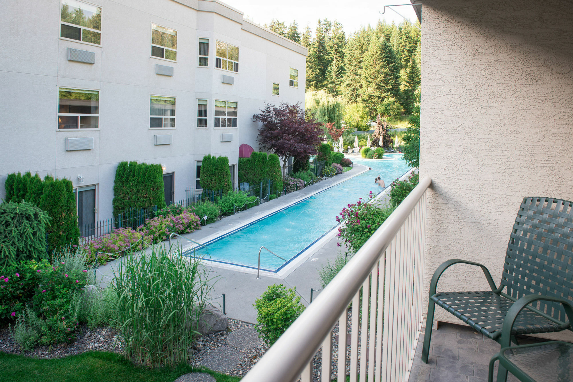 Hilltop Inn - Salmon Arm Zewnętrze zdjęcie
