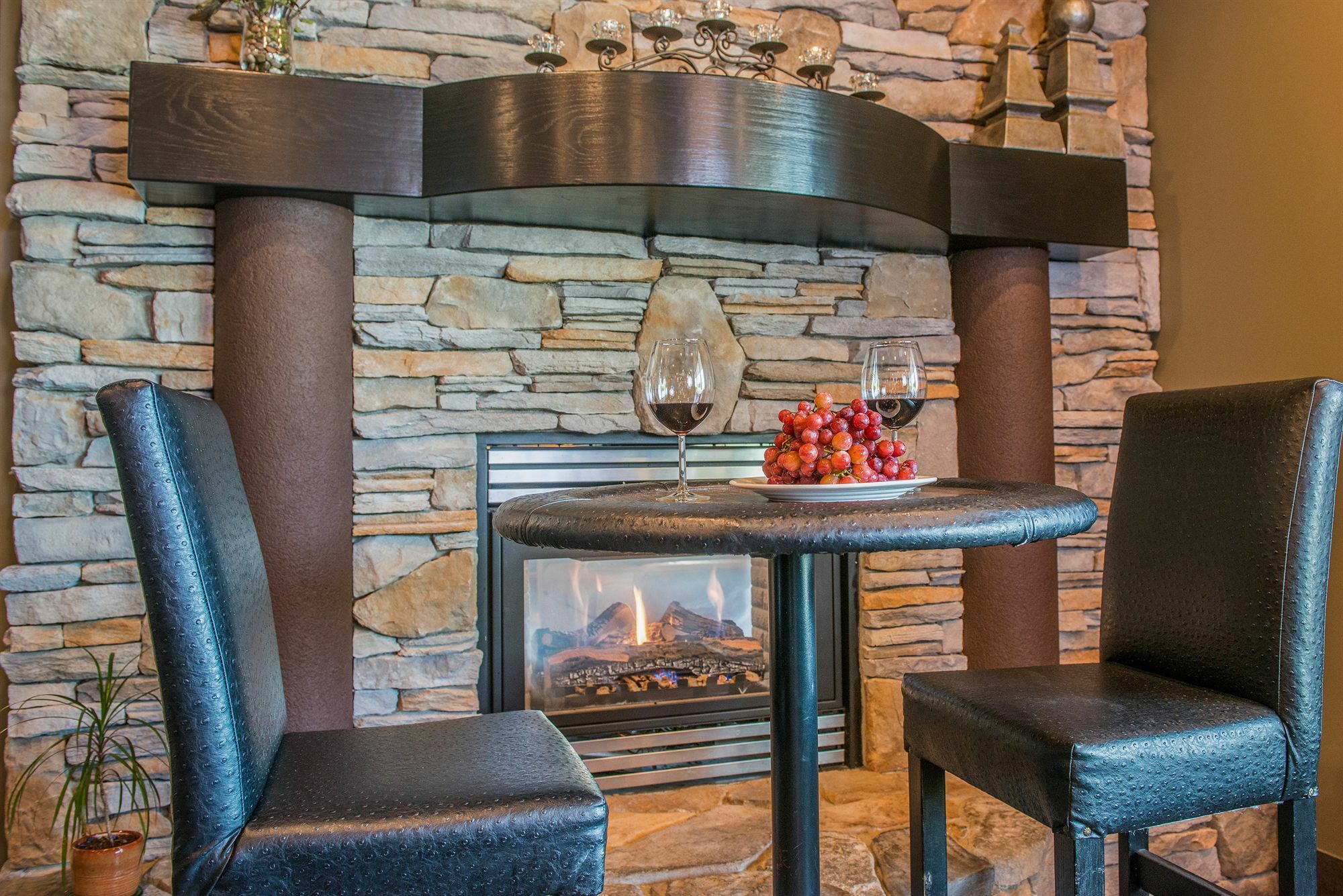 Hilltop Inn - Salmon Arm Zewnętrze zdjęcie